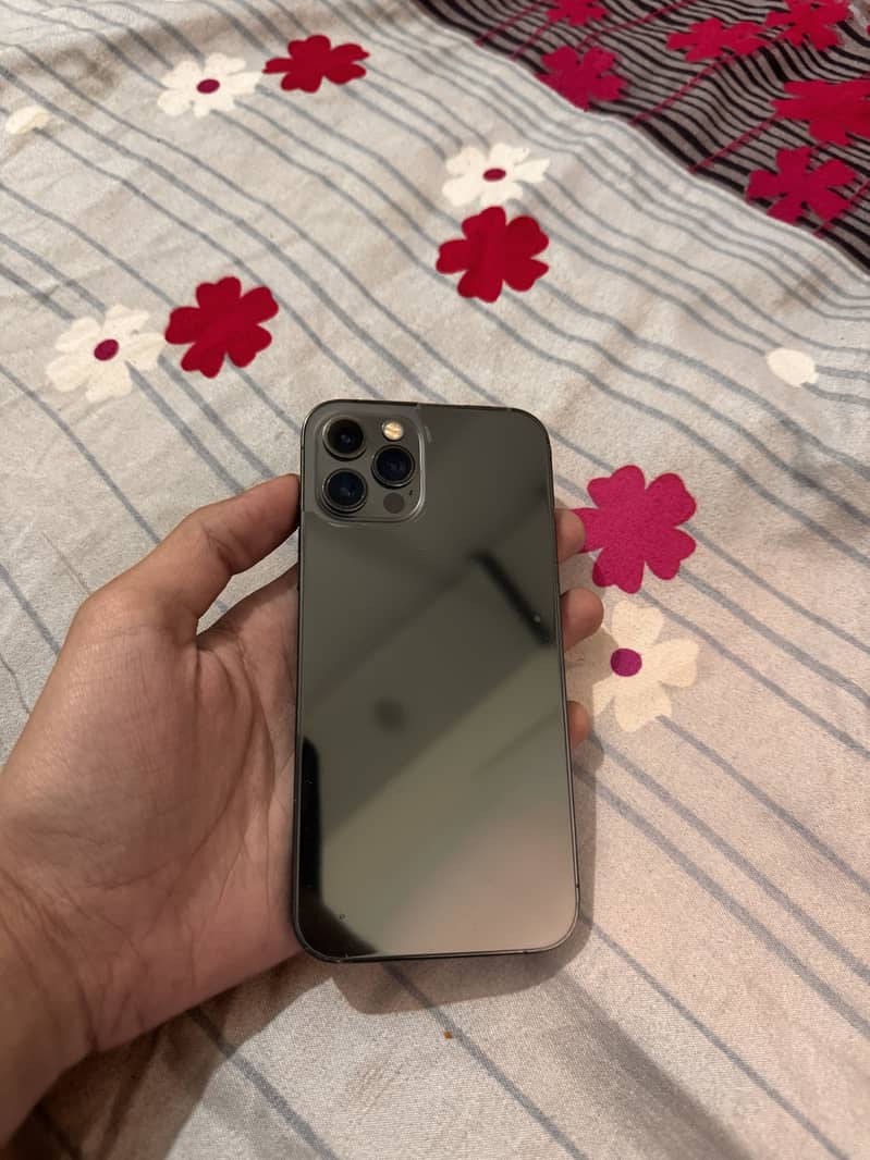 Apple iPhone 12 Pro 0