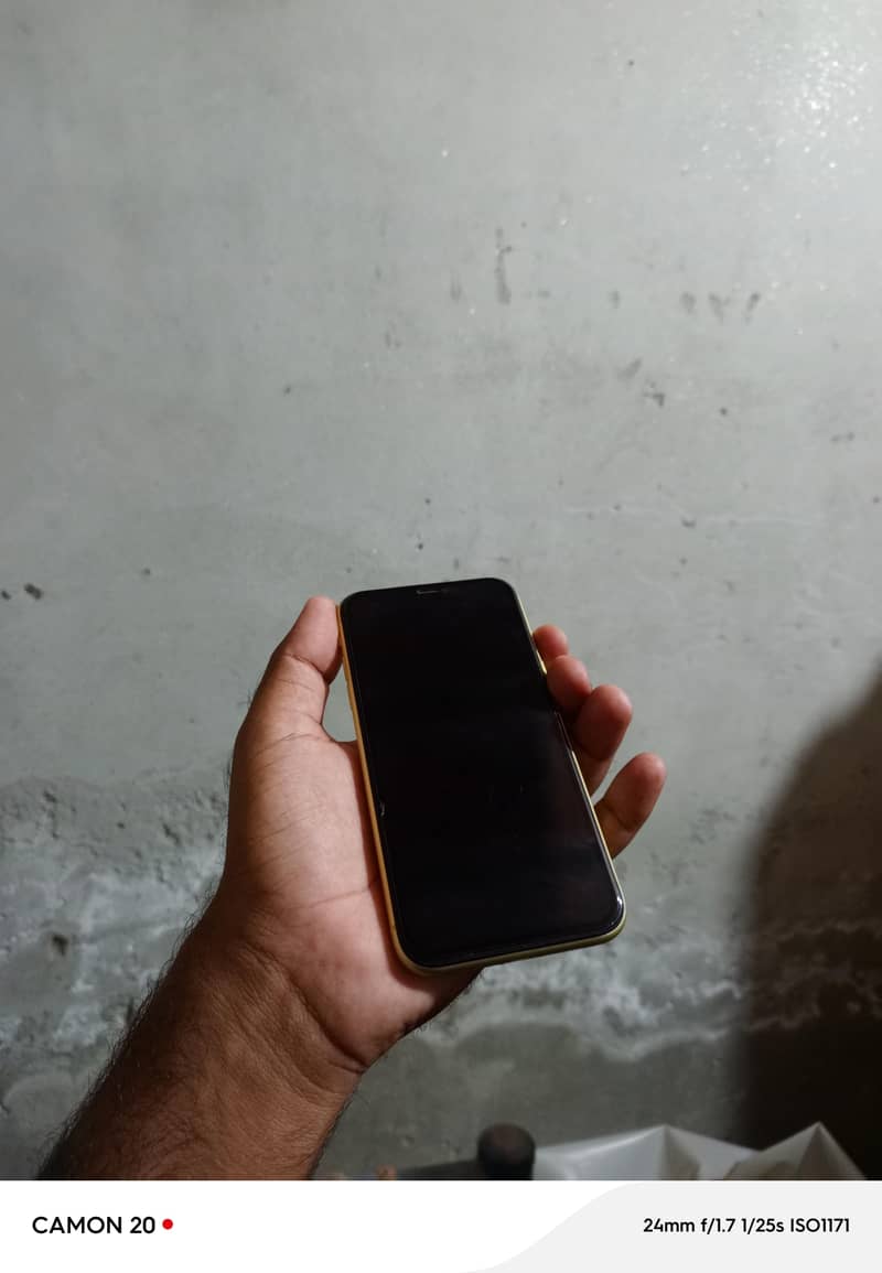 Apple iPhone 11 5