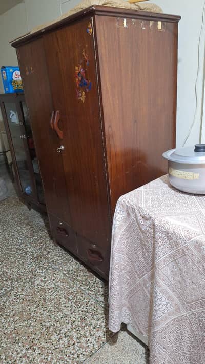 2 door hanging wardrobe with 2 drawers