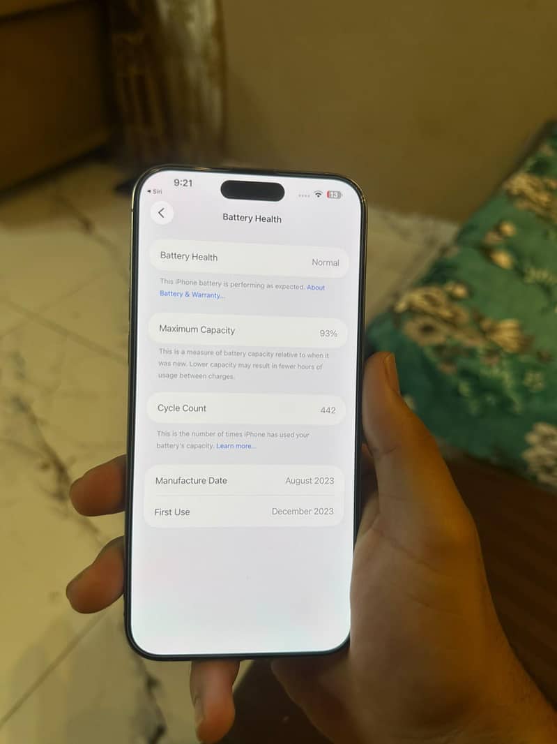 Apple iPhone 15 Pro Max 2