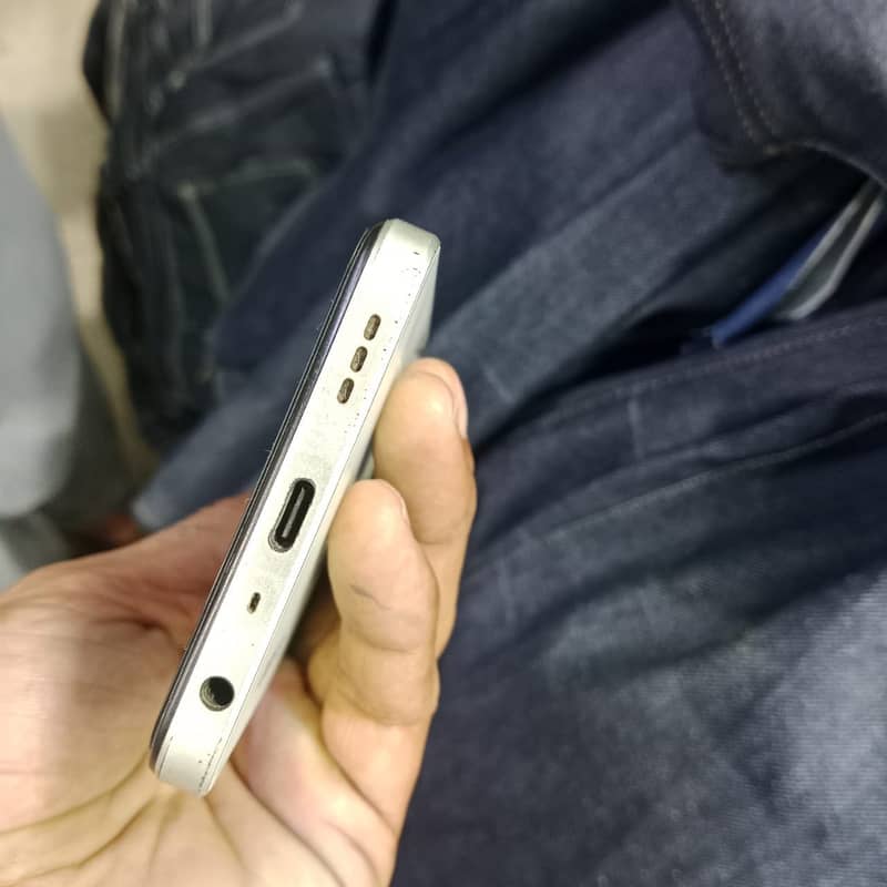 OPPO A38 5