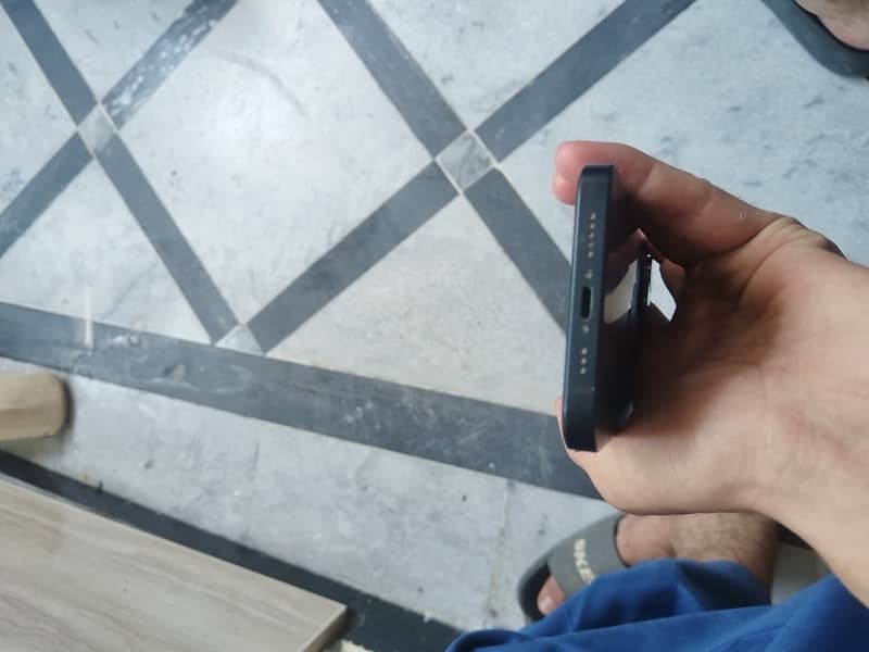 Iphone 13 2