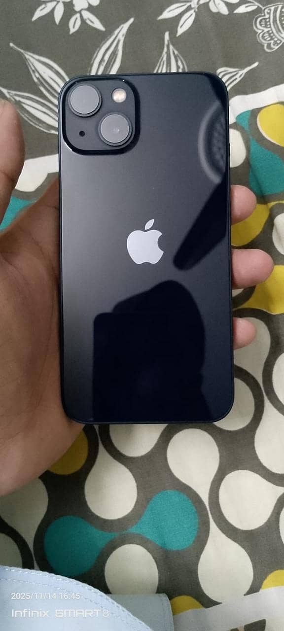 Apple iPhone 13 0