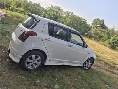 Suzuki Swift 2011. cell no 0.3. 0.1. 8111.07. 1