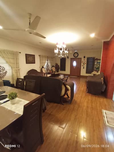 B350 SQ. YRDS 3 BED D/D PORTION FOR RENT IN BLOCK 9, GULSHAN E IQBAL