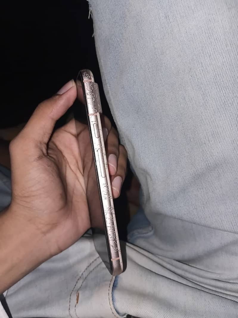 Google Pixel 8 2