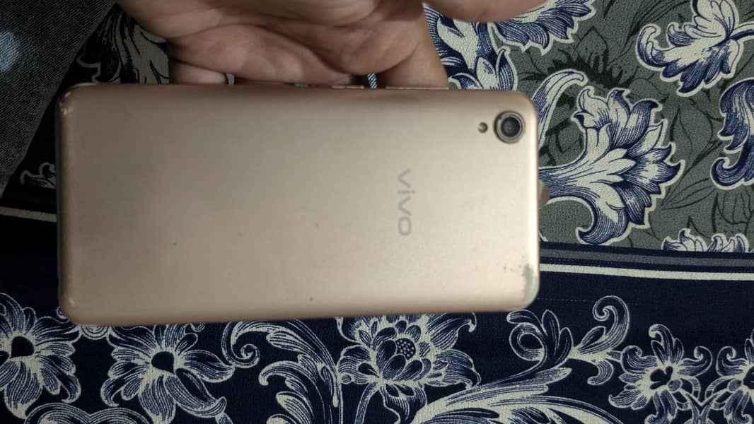 vivo 1908 7