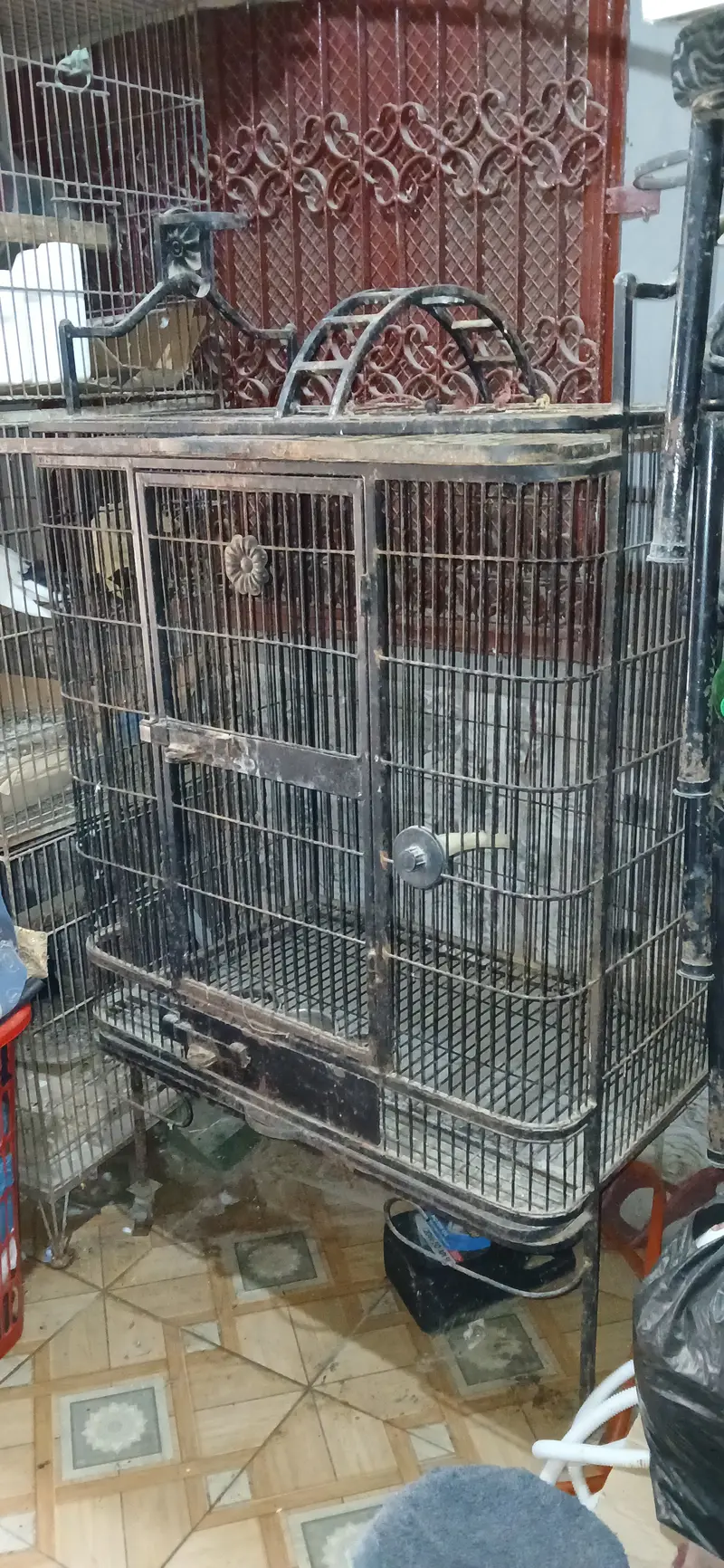 Used Metal cage for For Grey,Macaw or any mid-large birds — photo 10