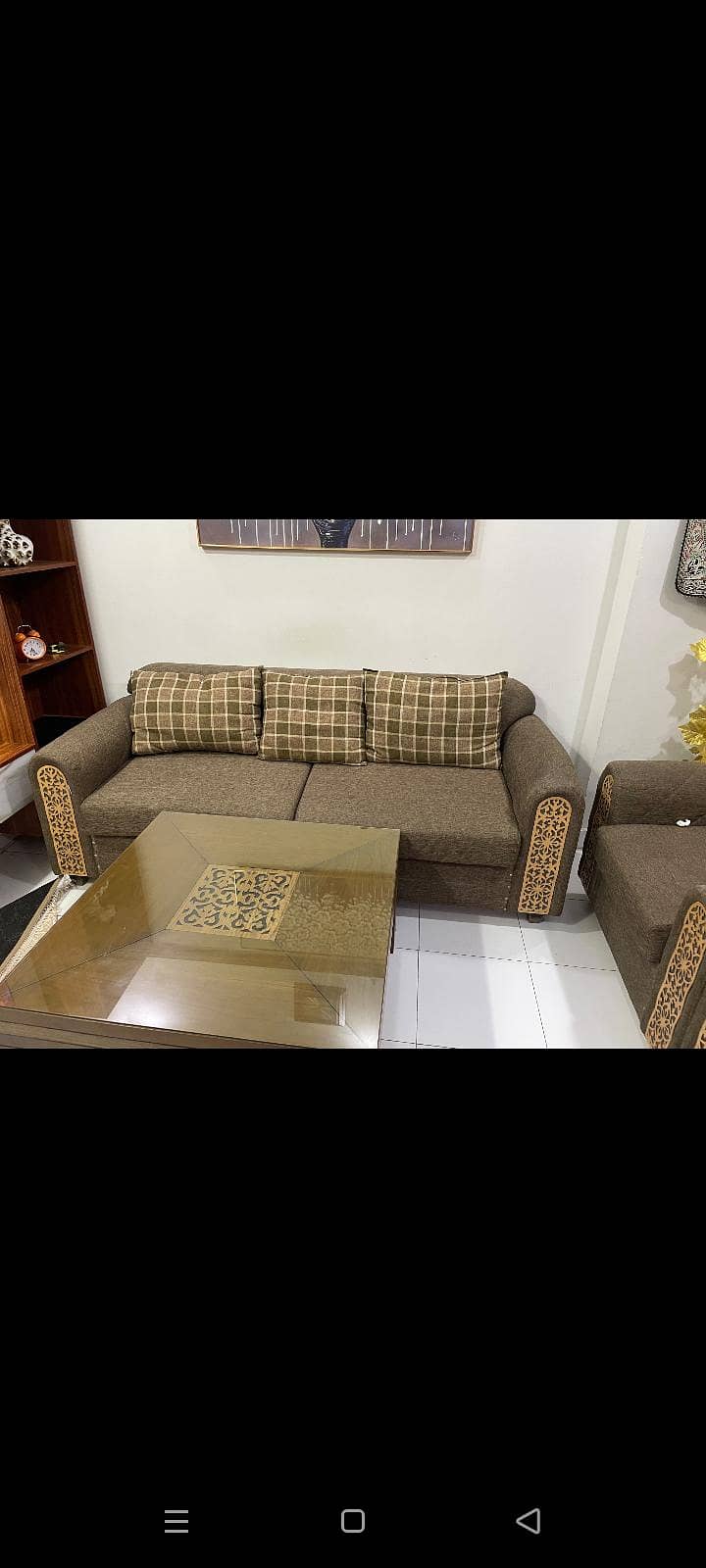 SOFA'S WITH TABLE 0