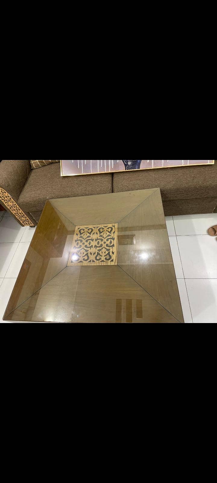 SOFA'S WITH TABLE 8