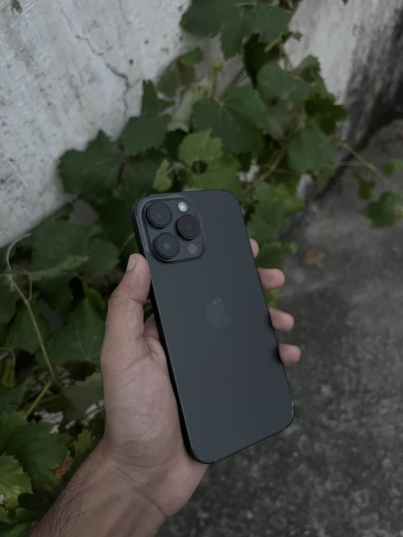 iPhone 14 Pro Max Jv 11