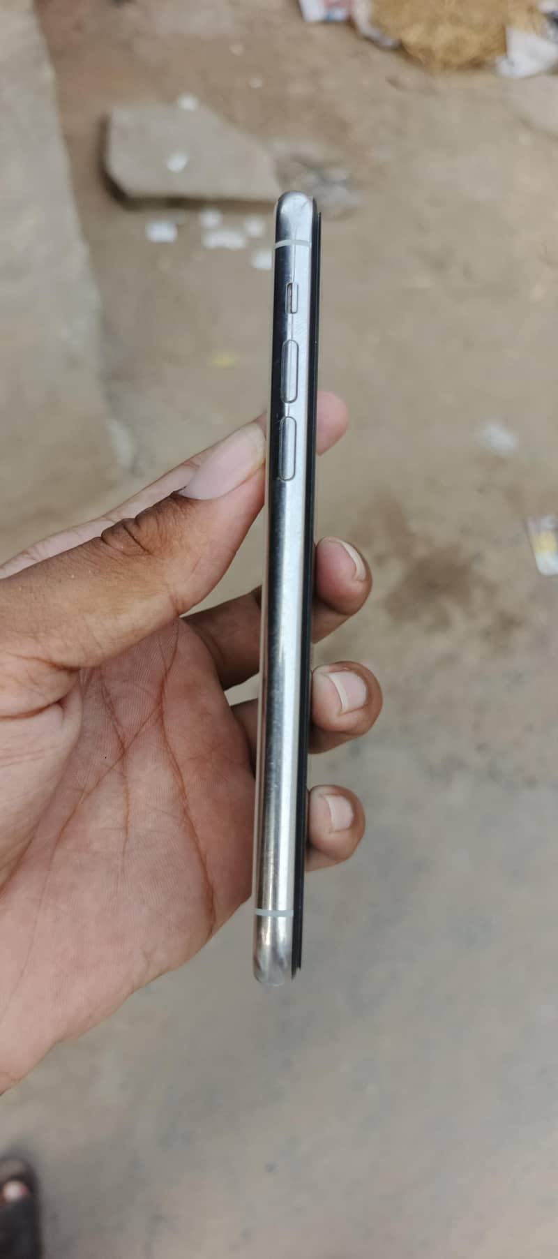 Apple iPhone 11 3