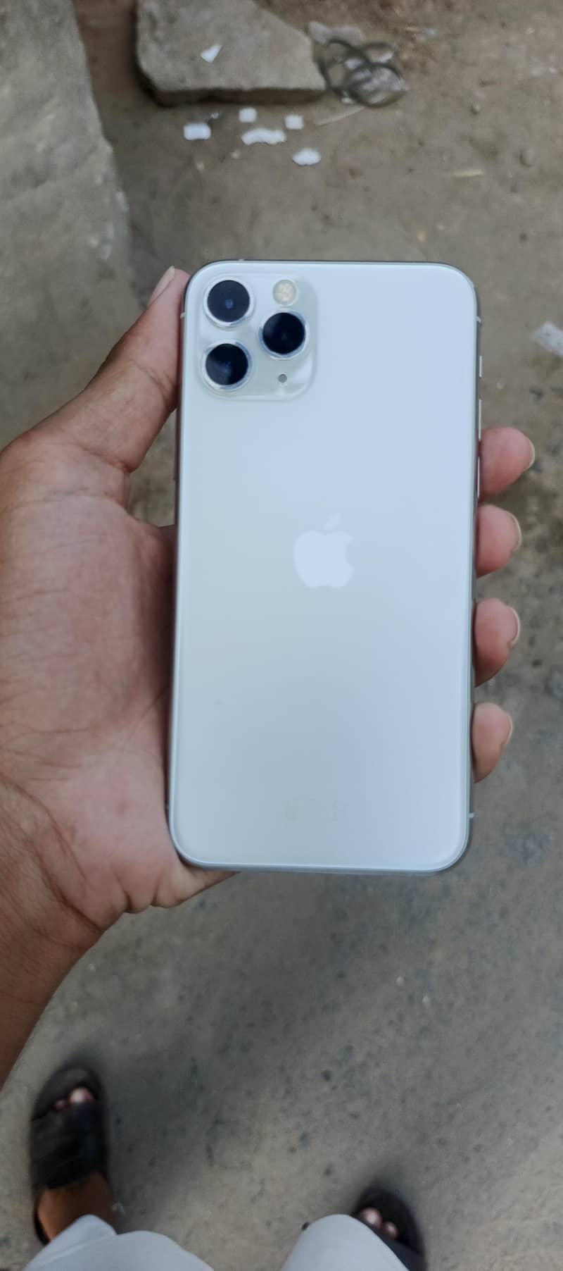 Apple iPhone 11 7
