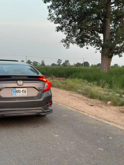 Honda Civic Oriel 2017