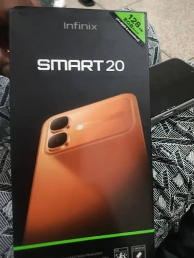 Infinix smart 20.8gb 128 all ok.