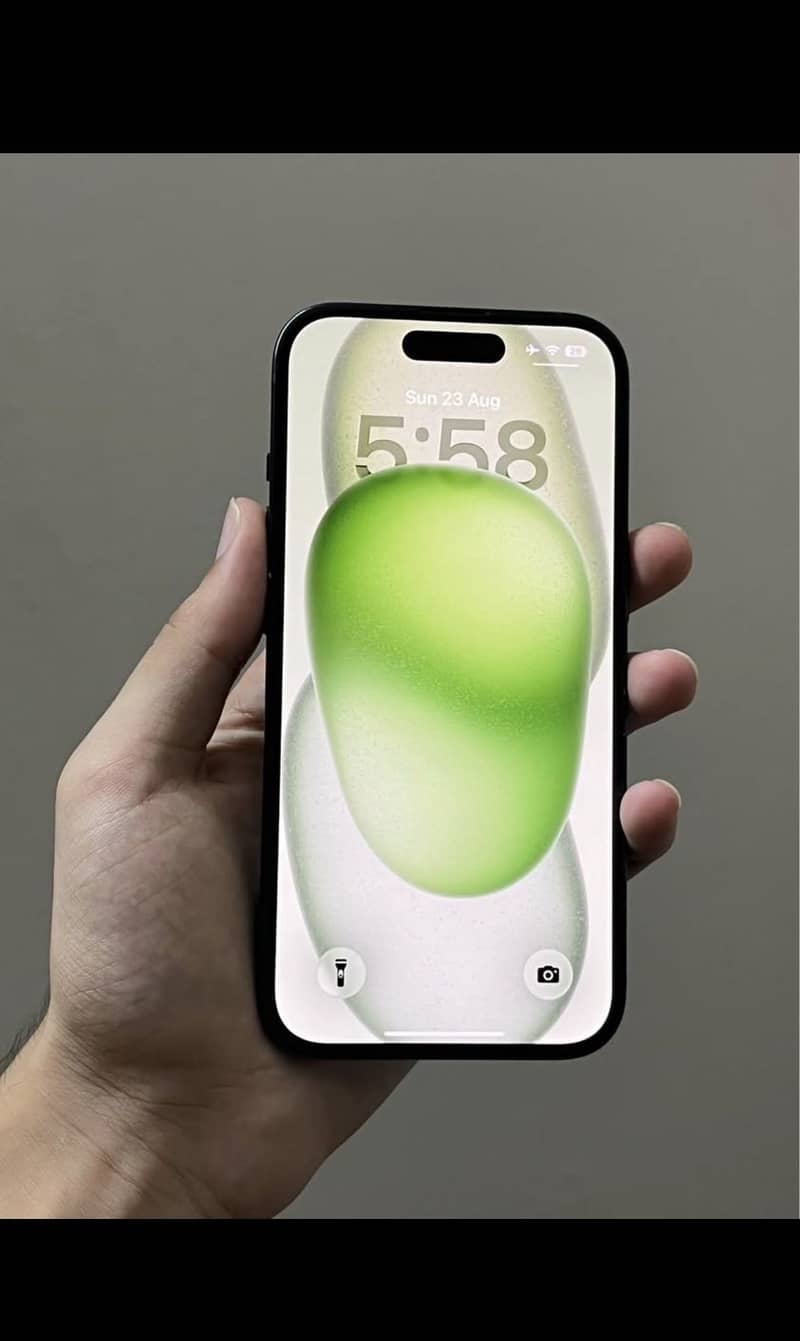Apple iPhone 15 2