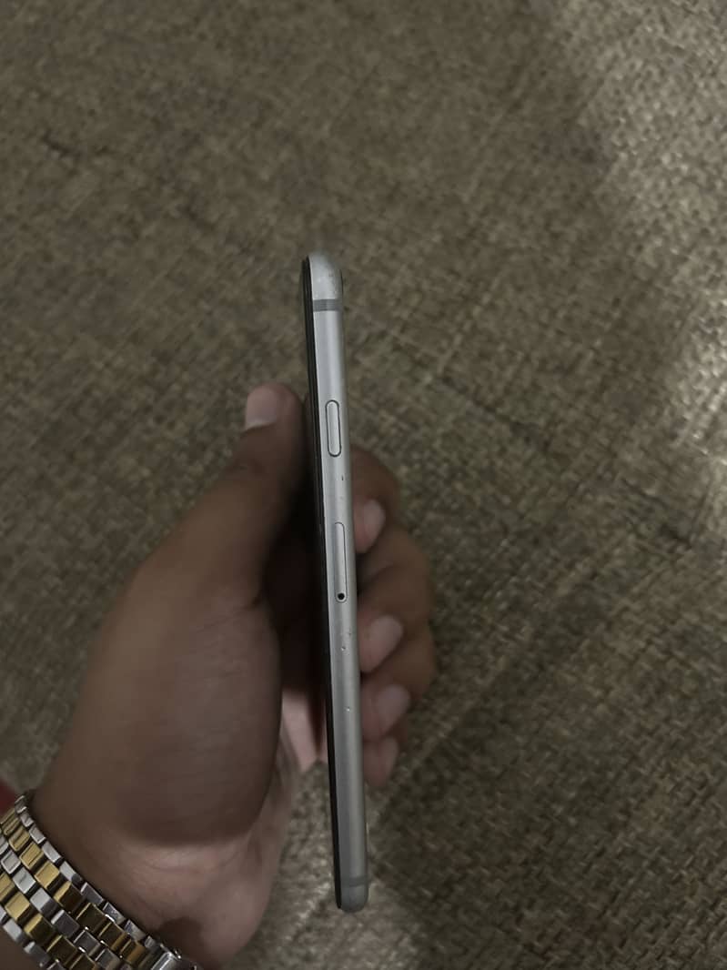 Apple iPhone 6 1