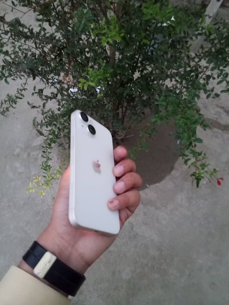 Apple iPhone 14 2