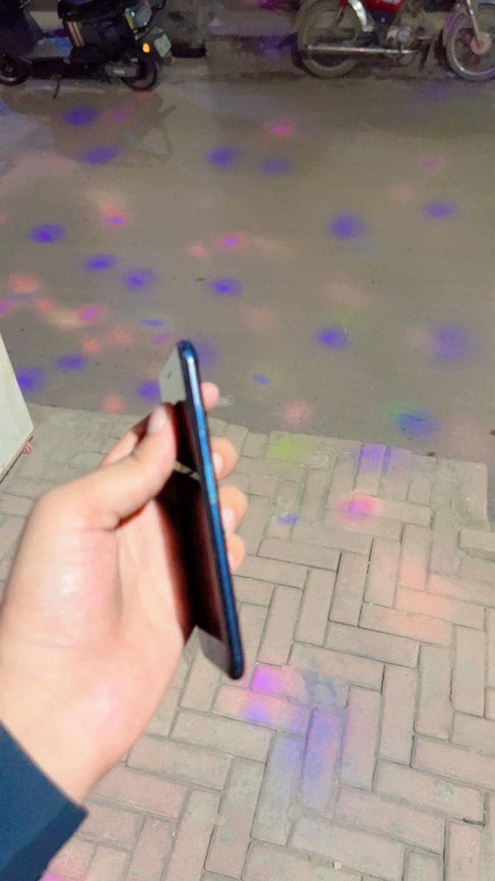 Apple iPhone 7 4