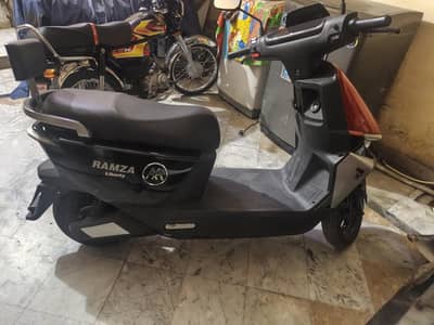 Ramza Liberty Beautiful Scooty Just 1500 Driven
