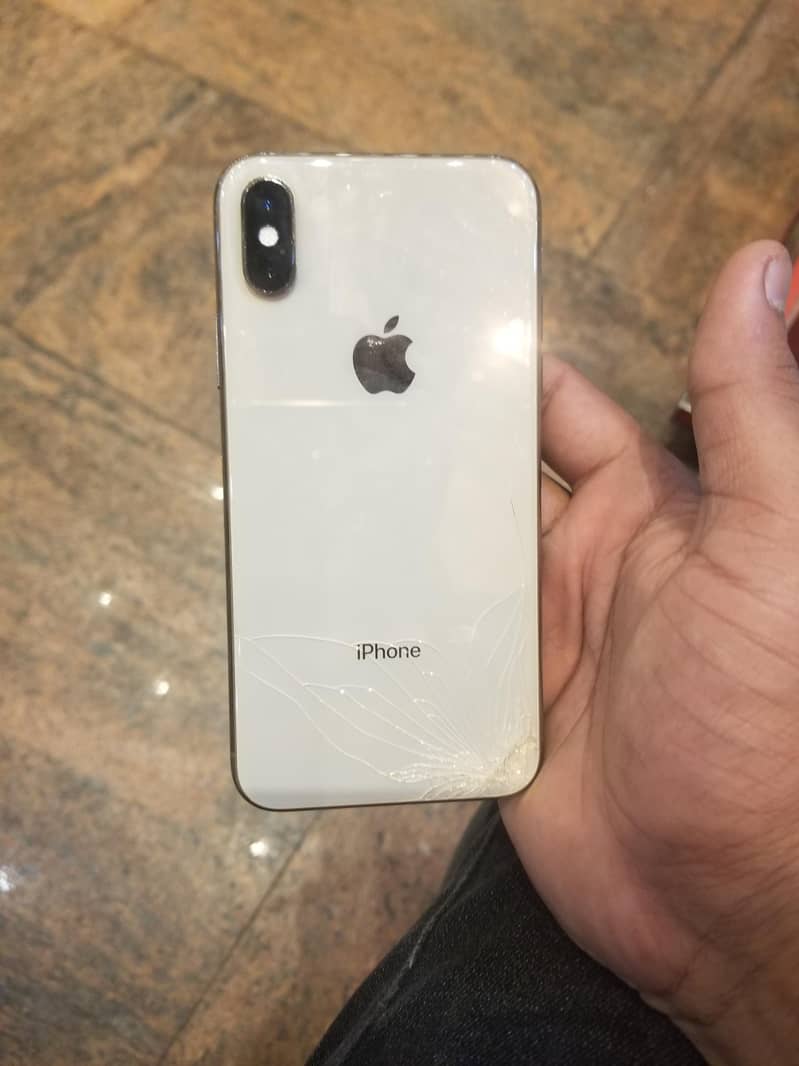 Apple iPhone XS 1