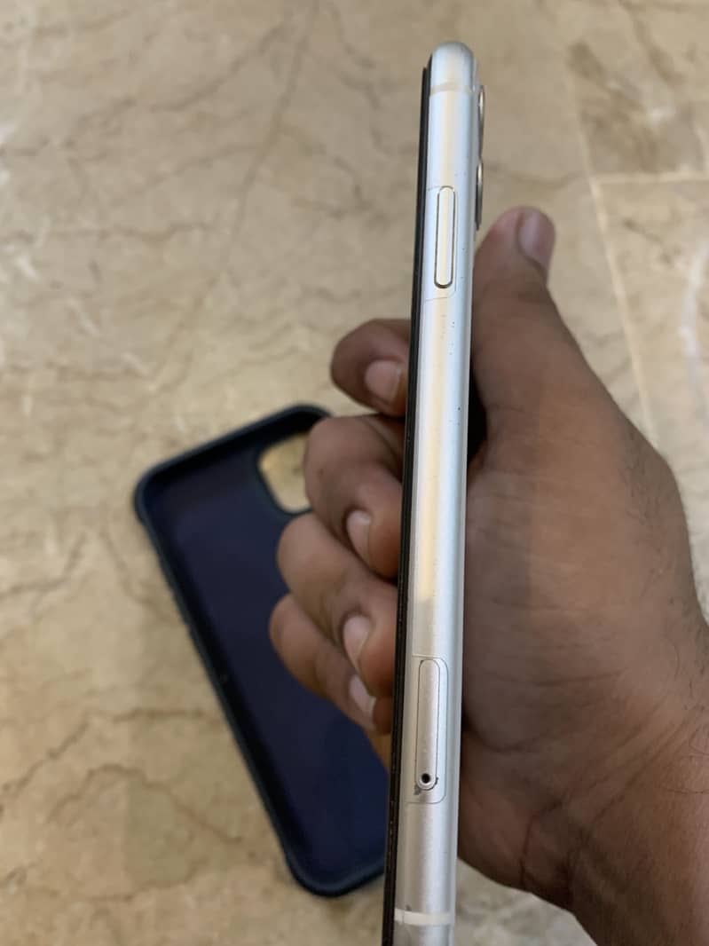 Apple iPhone 11 2