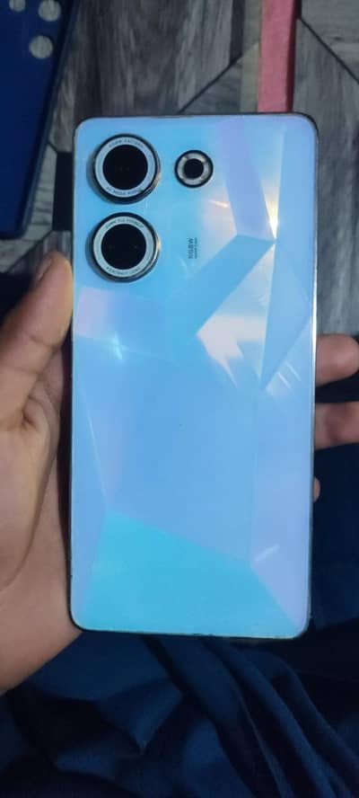 Tecno CAMON 20
