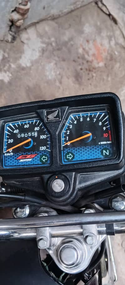 Honda CG 125 black color 2025 model for sale