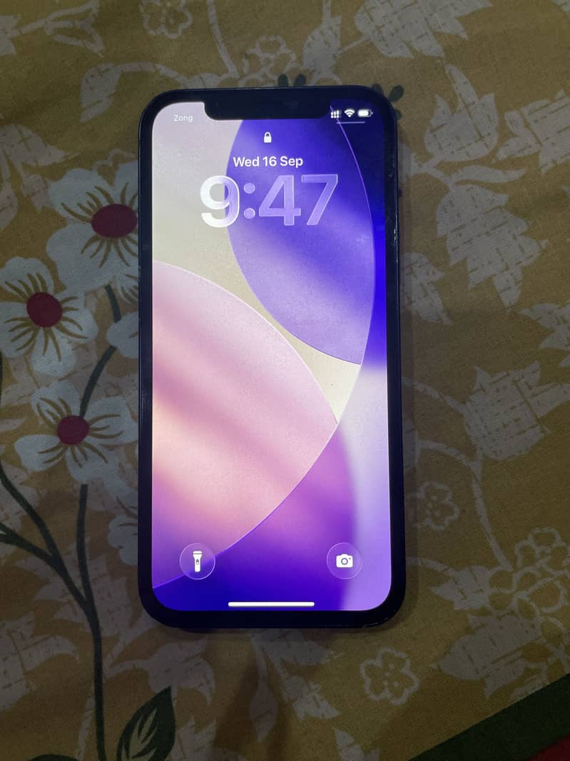 Apple iPhone 12 3