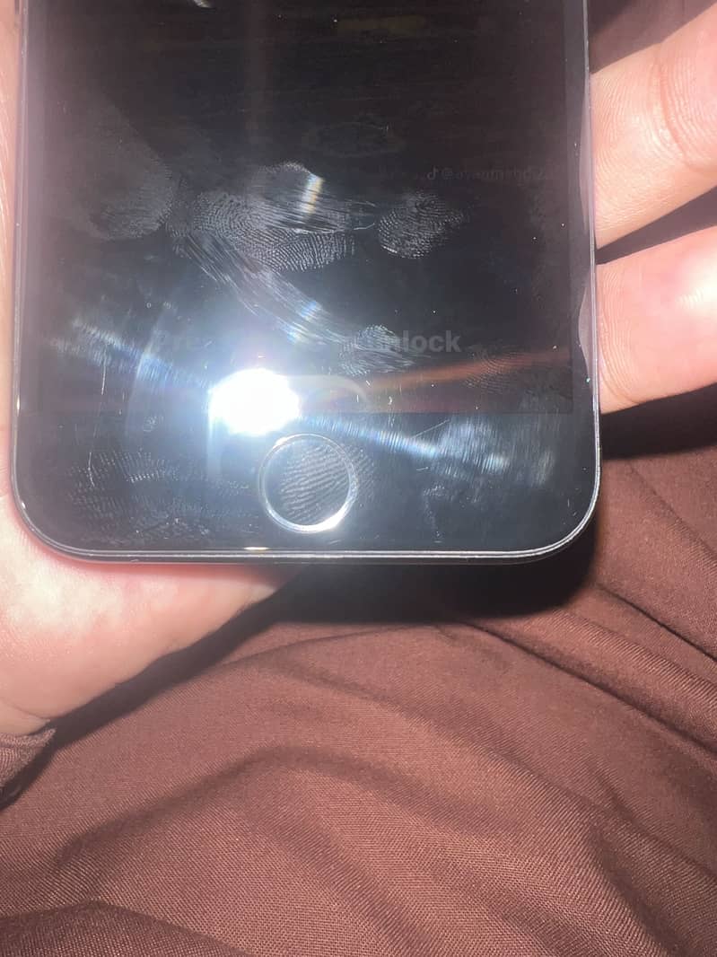 Apple iPhone SE 5