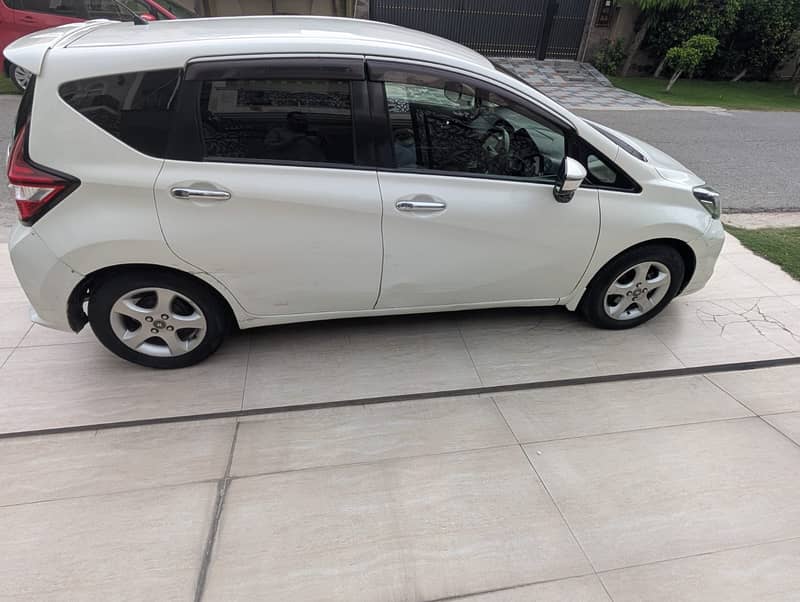 Nissan Note E Power 2016 6
