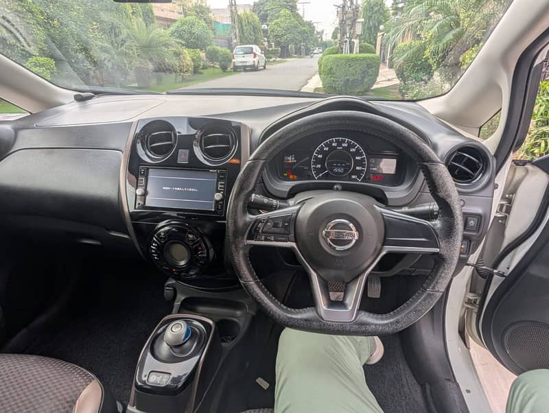 Nissan Note E Power 2016 8
