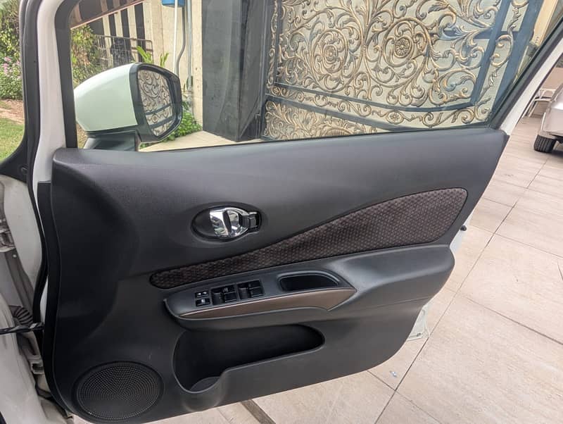 Nissan Note E Power 2016 11
