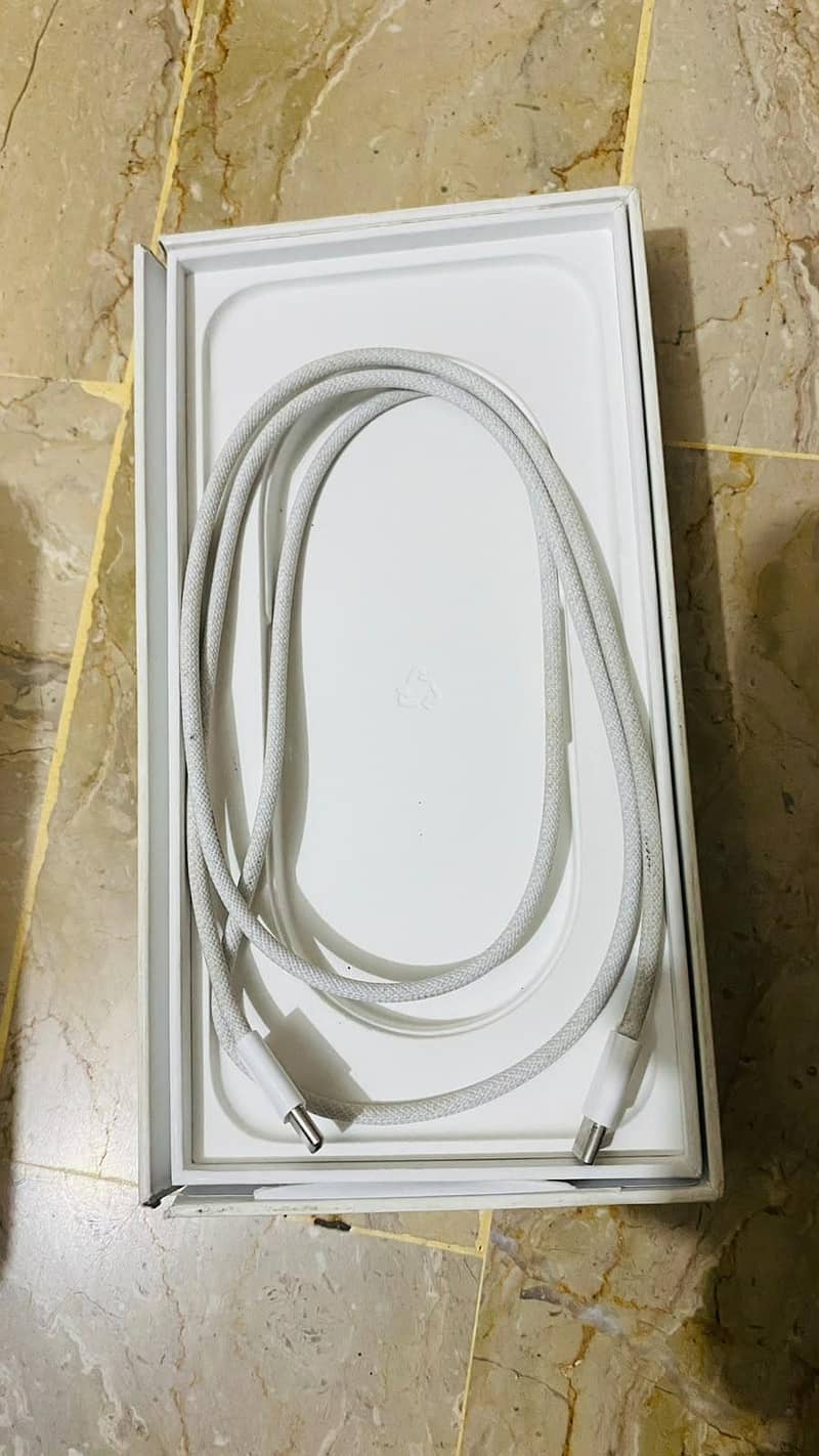 Apple iPhone 17 Pro Max 6