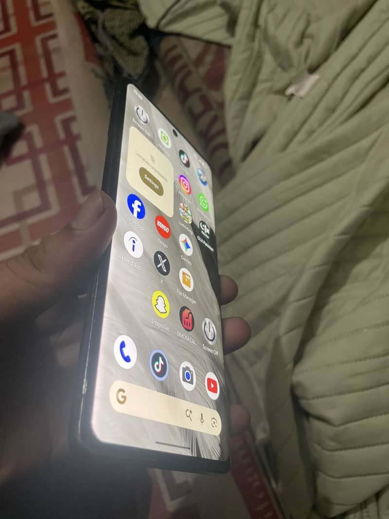 Google Pixel 7 Pro 9
