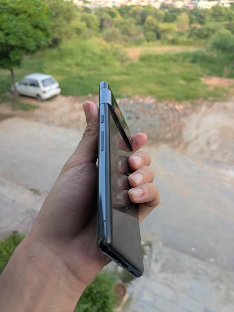 Google Pixel 7 Pro 2