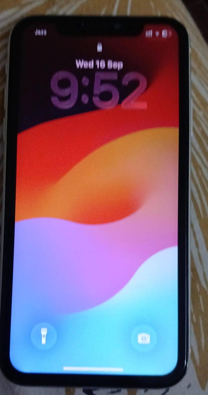 Apple iPhone 11 0
