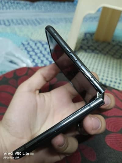 razr 40 ultra 8/256 snapdragon 8gen1   90 to 120 fps