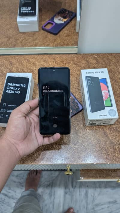 Samsung Galaxy A52s 5G (8/256GB Storage)