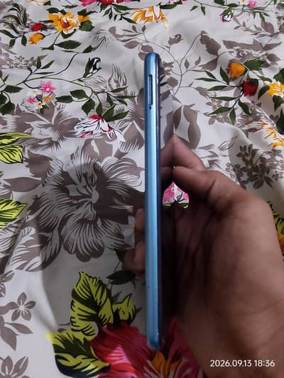 Realme C21