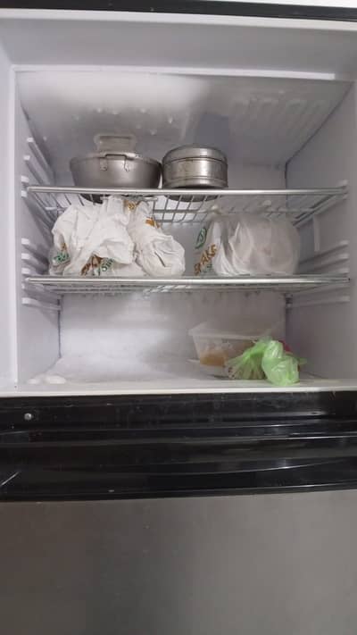 Refrigerator orient full size