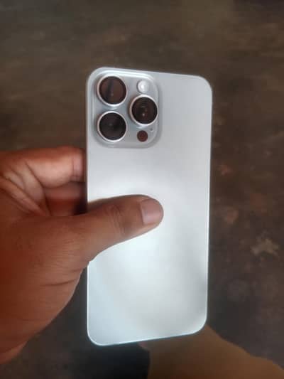 IPhone 15 Pro Max JV