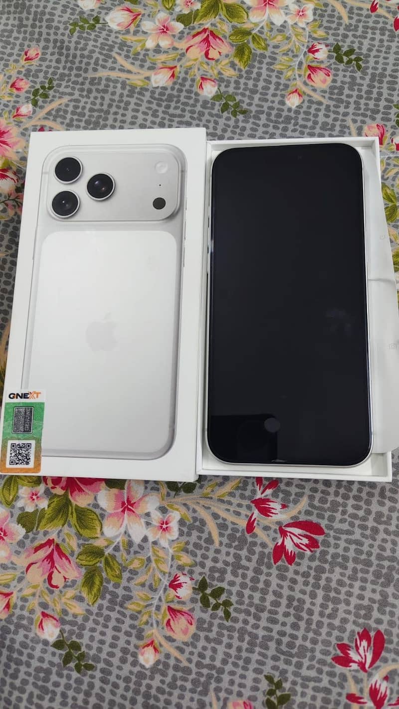 Apple iPhone 17 Pro Max 2