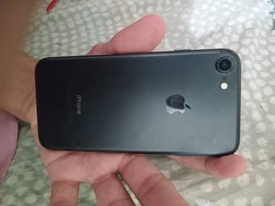 Apple iPhone 7