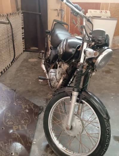 Suzuki 150
