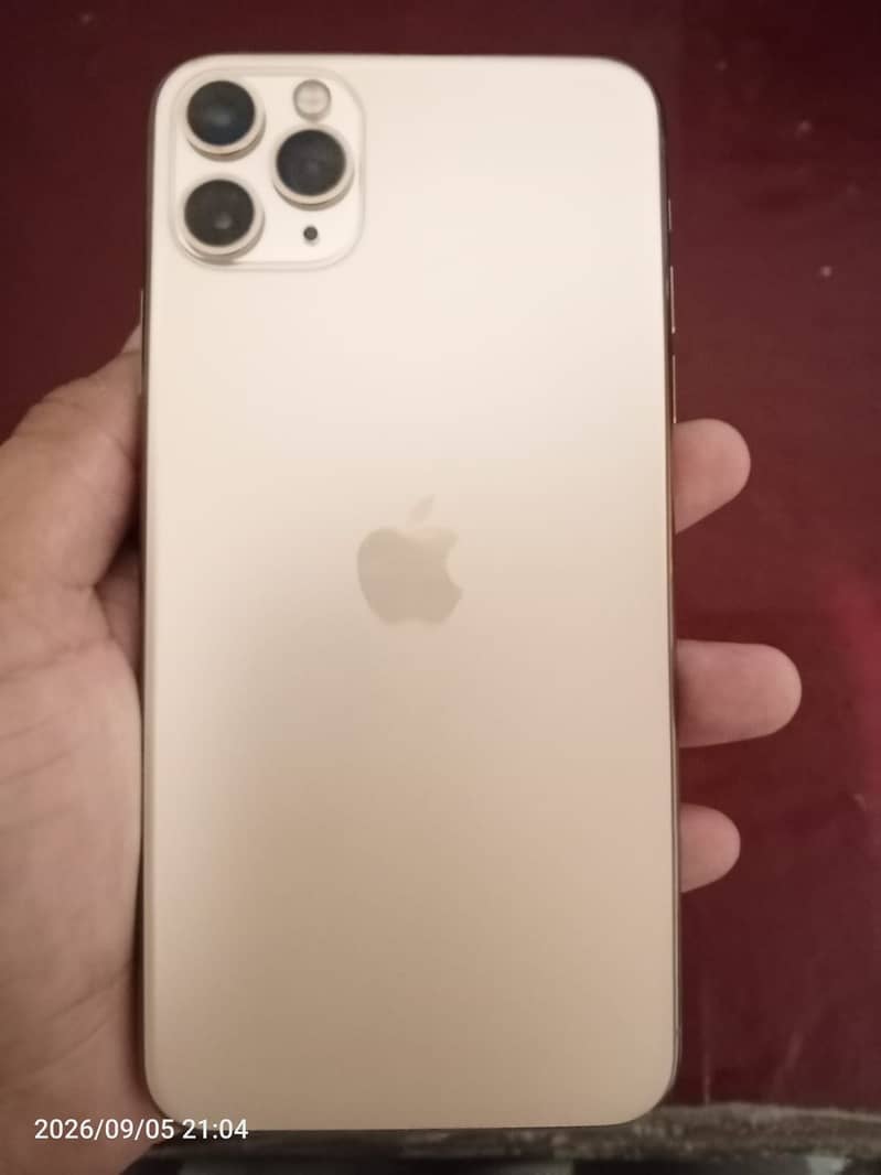 Apple iPhone 11 Pro Max 4