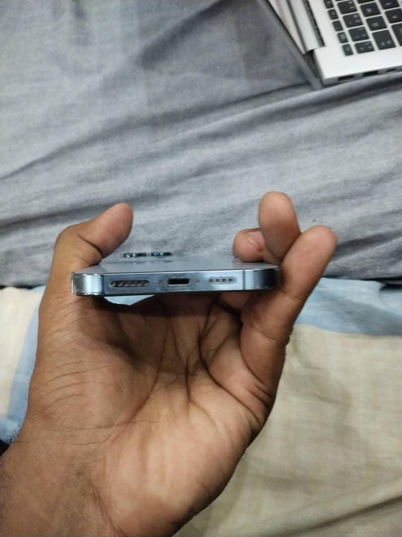 Apple iPhone 13 Pro Max 3