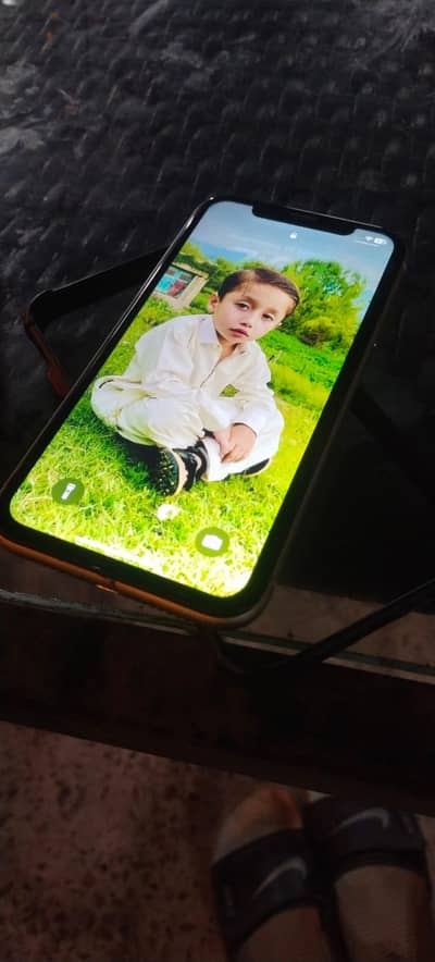 Apple iPhone 11  64GB JV battery health 85