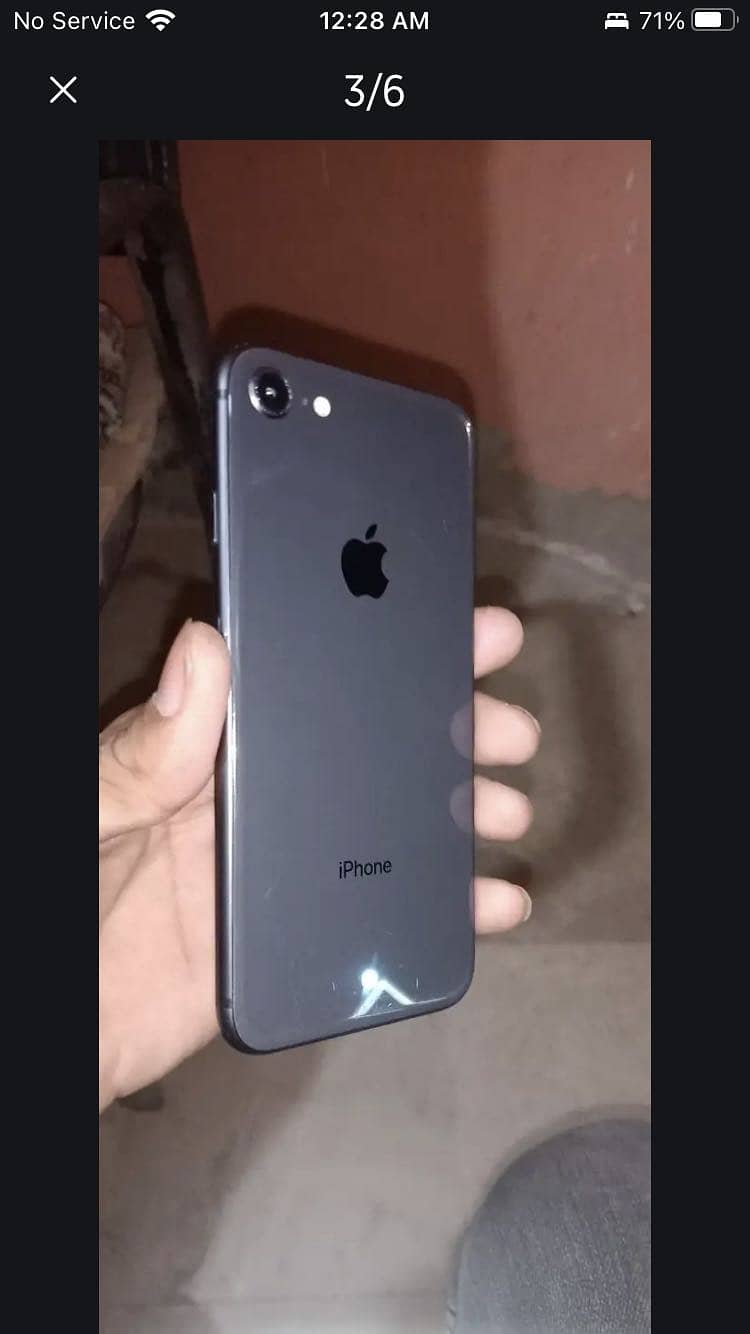 Apple iPhone 8 1