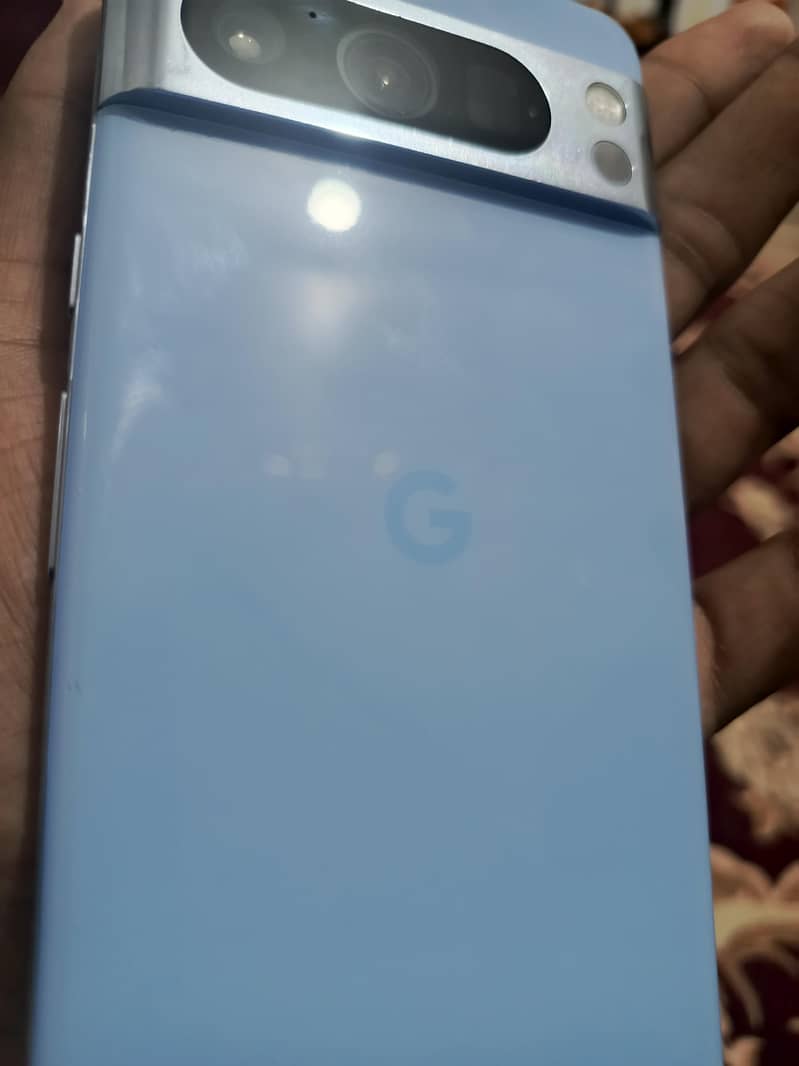 Google Pixel 8 Pro 2